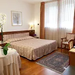 Marconi Hotel 4*