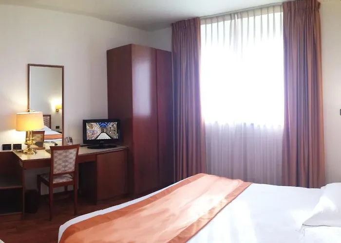 Marconi 4* Ponte San Nicolo