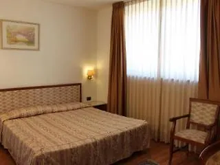 Marconi 4* Ponte San Nicolo