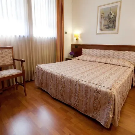 Marconi 4* Ponte San Nicolo